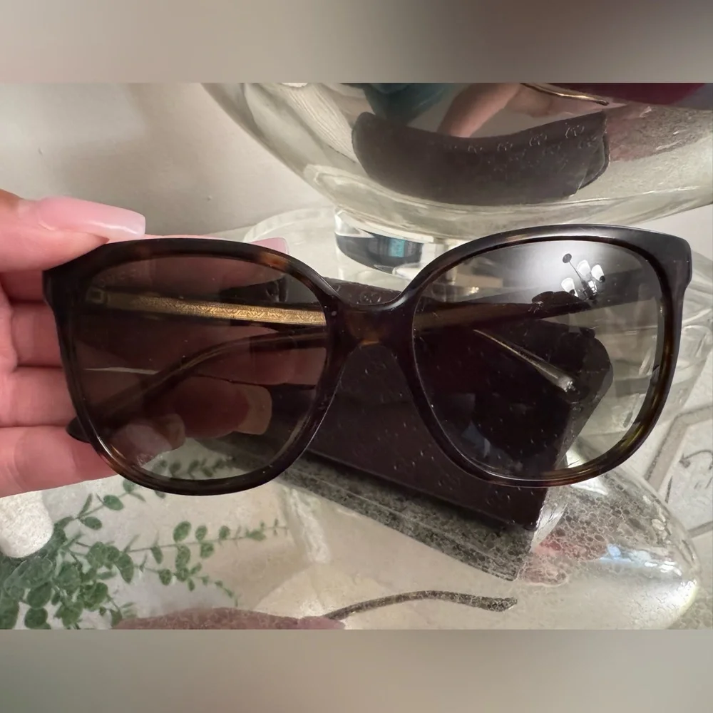 Gucci stylish black